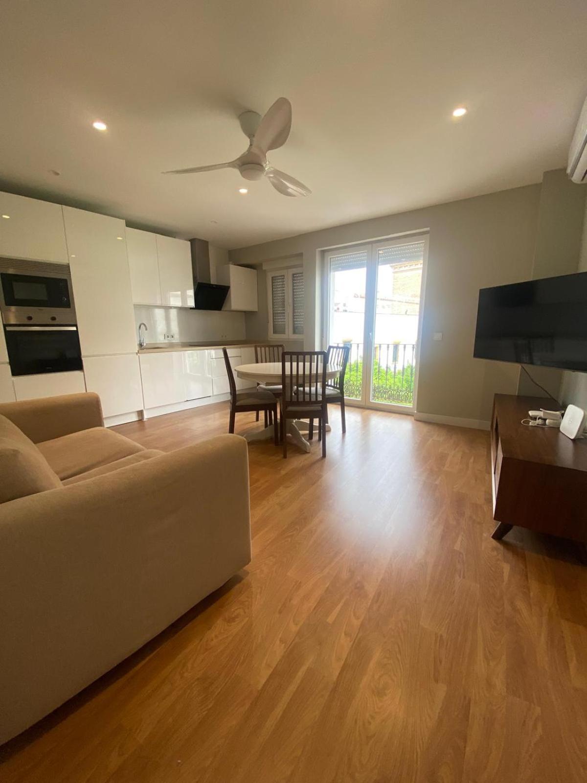 Deluxe Central Dolores De Nuestra Sra Apartment เซบีญา ภายนอก รูปภาพ